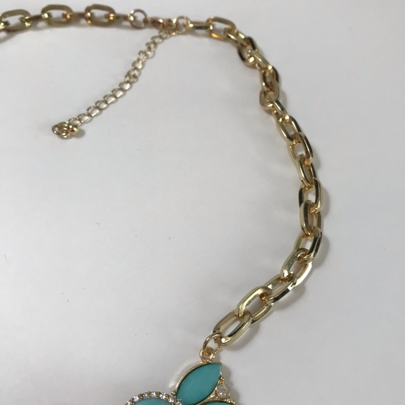 Blue Cobachon w/Accent Faux Jeweled Necklace - Picture 6 of 10